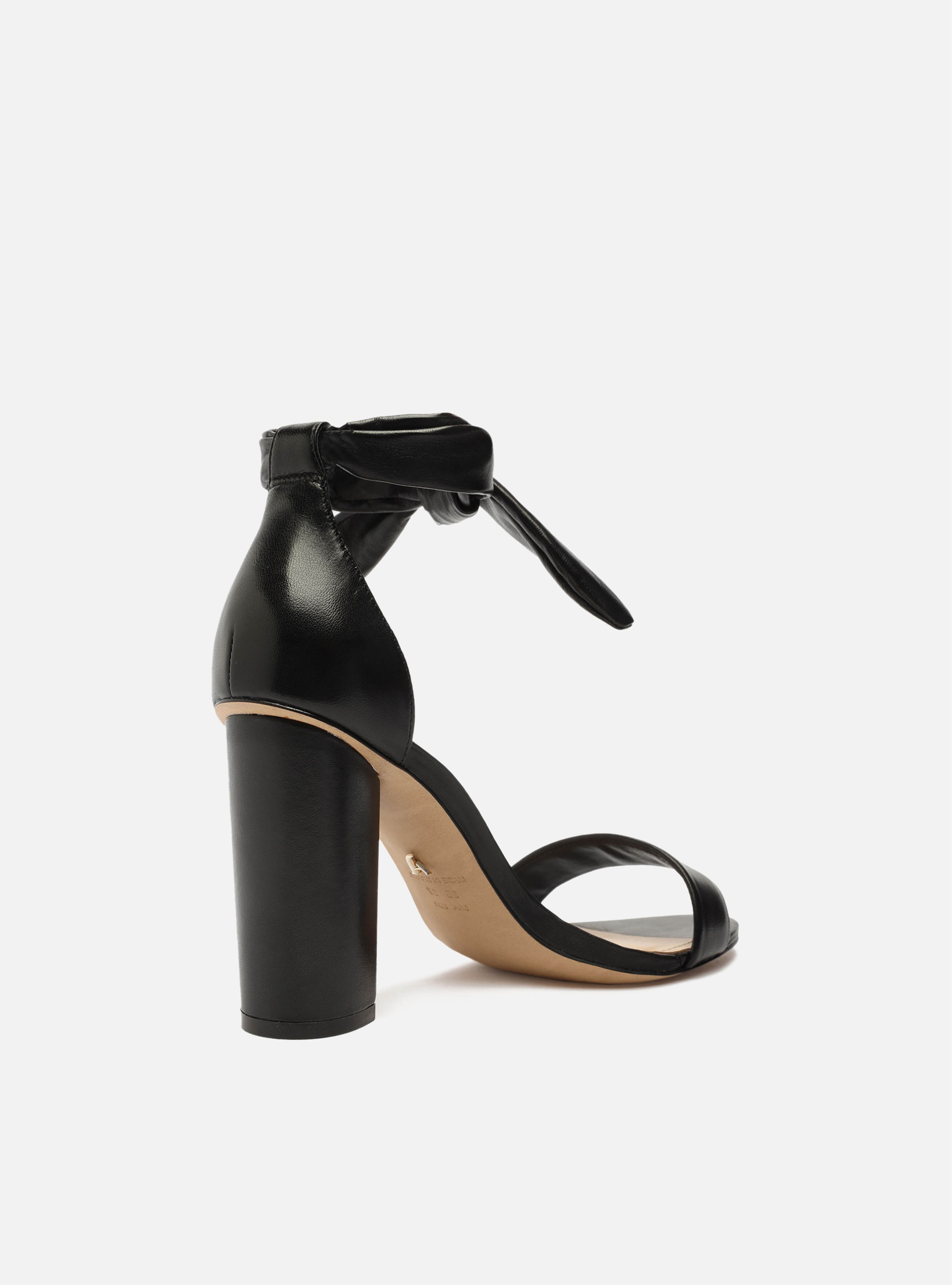 Isabelli Black High Block Leather Sandal Arezzo